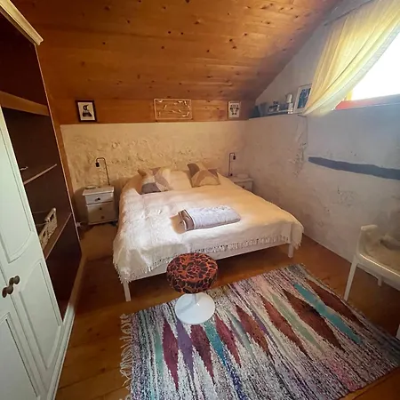 Chalet Nadiza Hilltop Retreat *