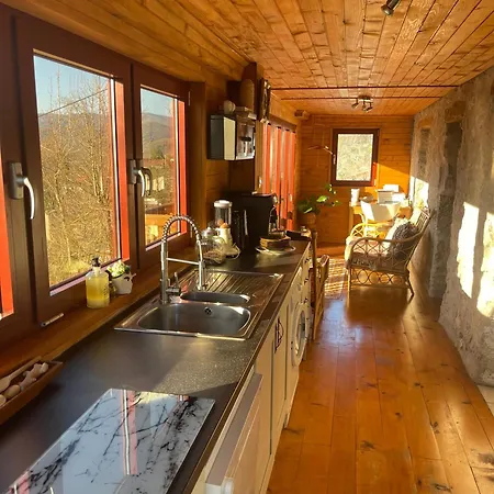 Nadiza Hilltop Retreat 샬레 Breginj