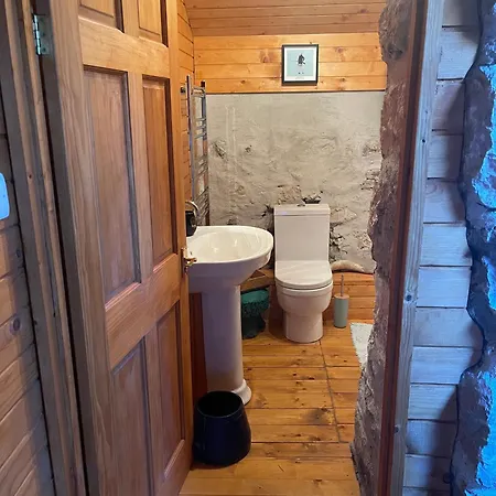 Nadiza Hilltop Retreat Chalet *