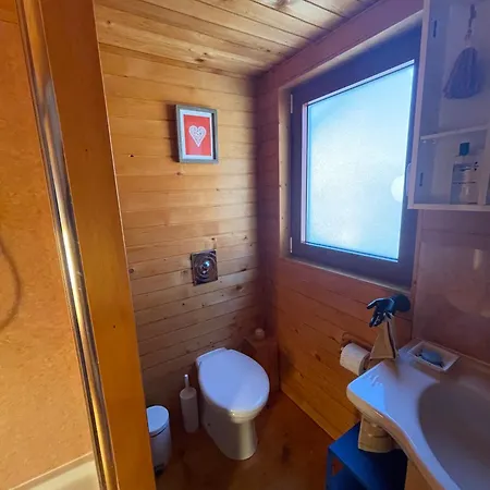 Domek alpejski Nadiza Hilltop Retreat *