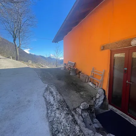 Nadiza Hilltop Retreat Domek alpejski *