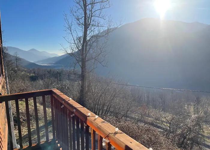 Nadiza Hilltop Retreat Chalet *